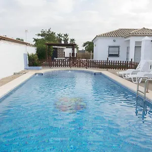 Chalet Astilbe - Con Piscina Privada Сasa de vacaciones Chiclana de la Frontera